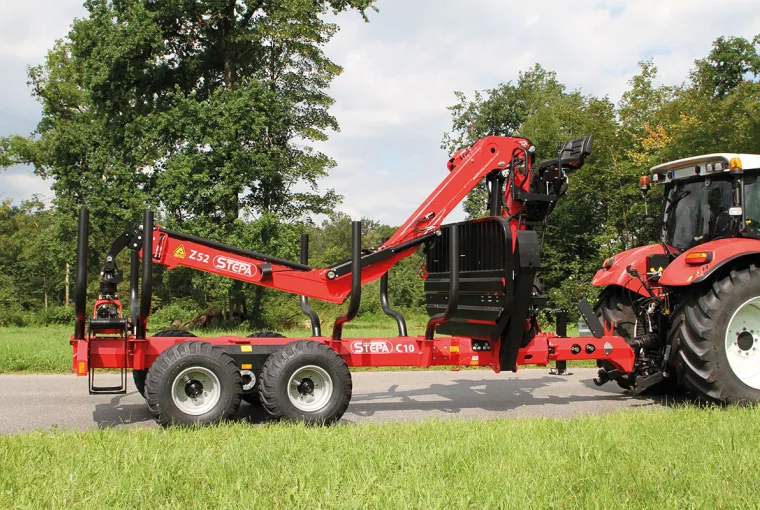 STEPA grue forestière FZ5280 et remorque C10