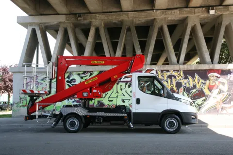 P 200 A-R