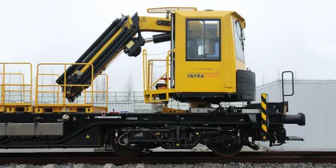PKR 290